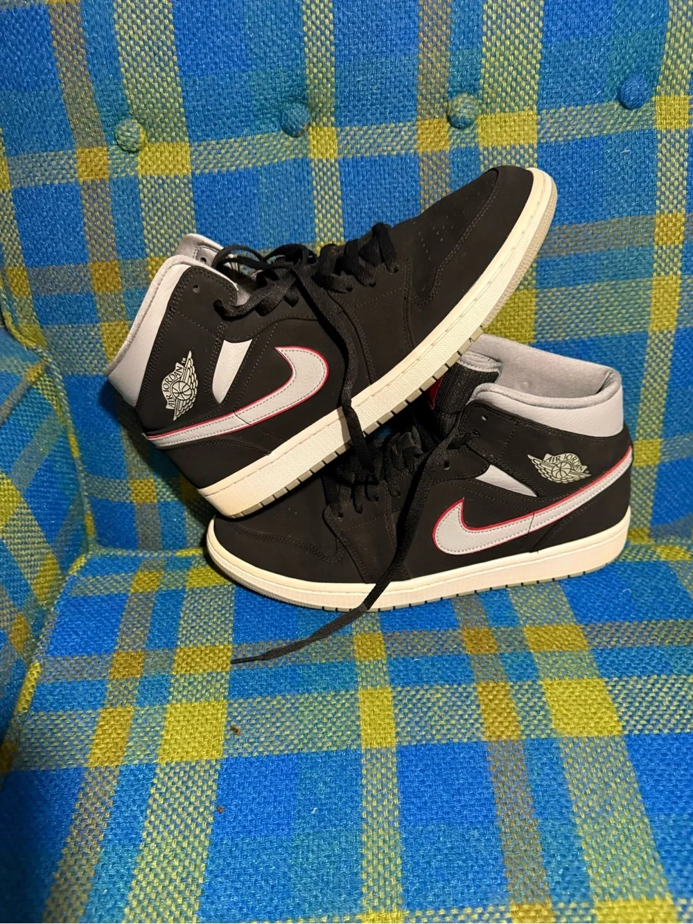 554724-060 Nike Air Jordan 1 Retro Mid OG Black And Gray Men’s Size 12